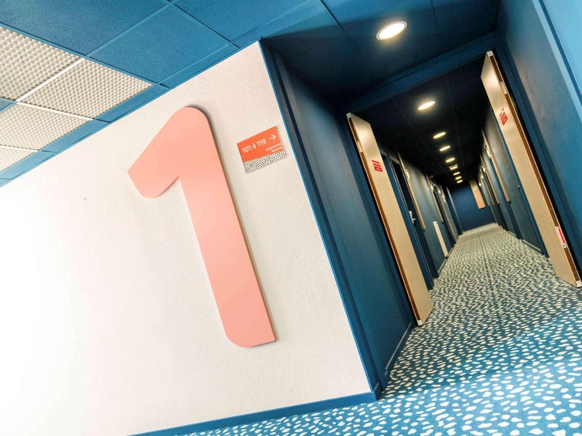 Отель Ibis Styles Marseille Plan De Campagne Ле-Пенн-Мирабо Экстерьер фото