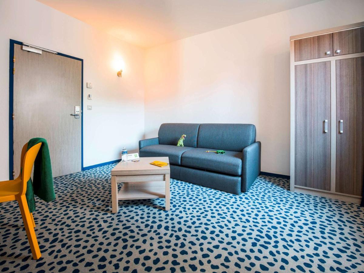 Отель Ibis Styles Marseille Plan De Campagne Ле-Пенн-Мирабо Экстерьер фото