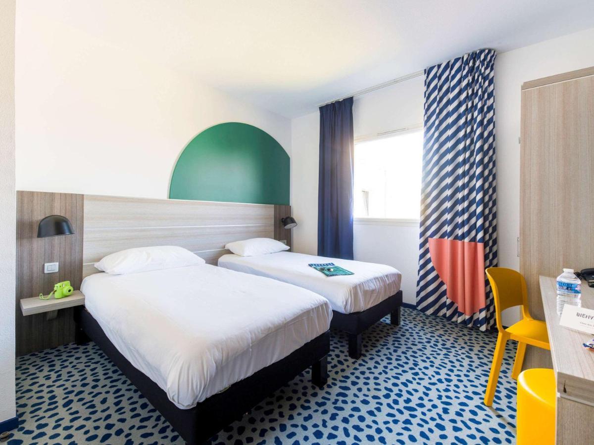 Отель Ibis Styles Marseille Plan De Campagne Ле-Пенн-Мирабо Экстерьер фото